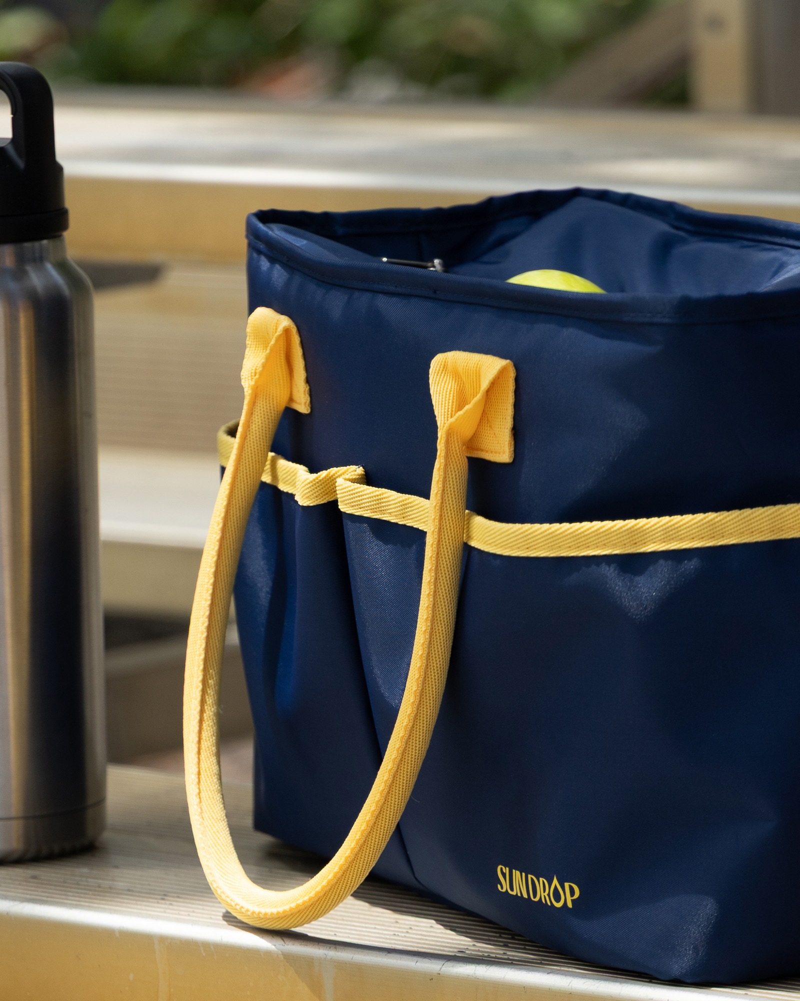 Sun Drop Large Insulated Lunch Bag — main view